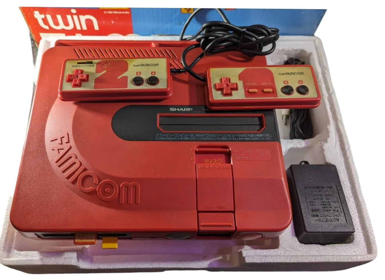 Sharp Famicom TWIN AN-500R (Boxed-New Belt-Serviced) (Only Japan Edition)