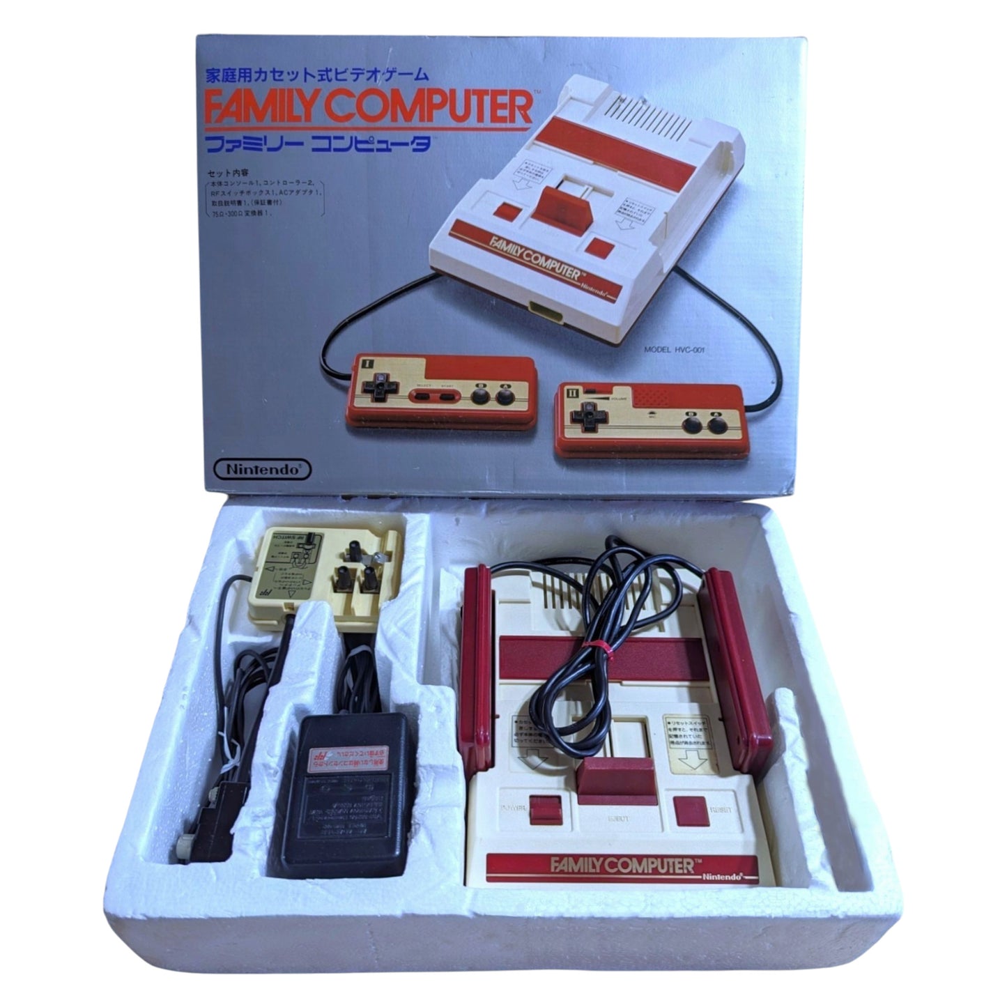 UNIDAD FAMICOM + DISCO FAMICOM (EN CAJA, NUEVA, CON CORREA REPARADA) NINTENDO (SOLO Edición JAPONESA)