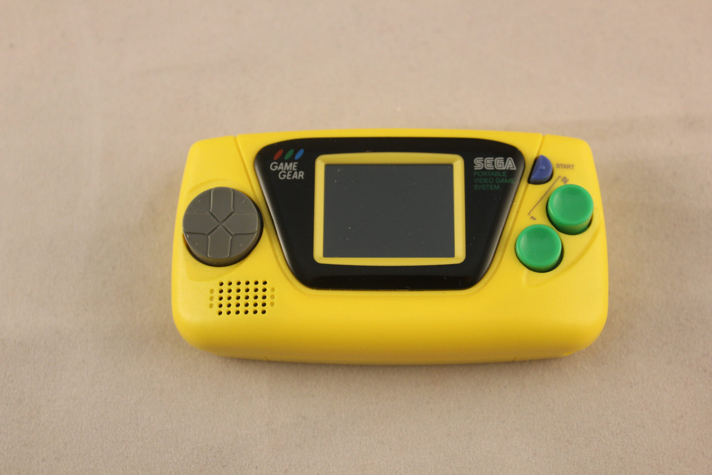 GG MICRO - NEW GAME GEAR MICRO YELLOW (SEGA - JAPAN)