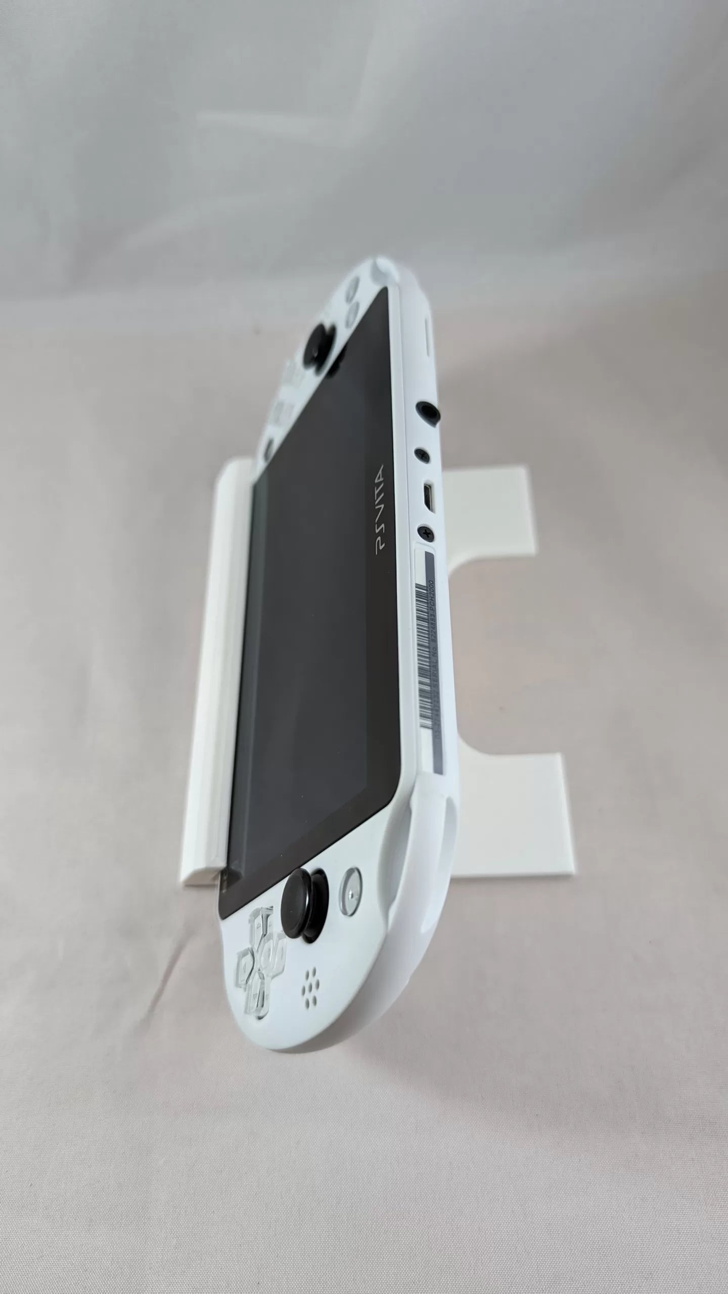 PS VITA - PCH 2000  PlayStation GLACIAR WHITE (JAPAN EDITION) SONY
