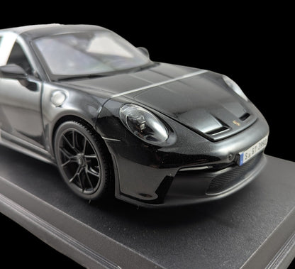 1:18 Maisto - Porsche 911 GT3 Metallic Black (BRAND NEW) 1/18