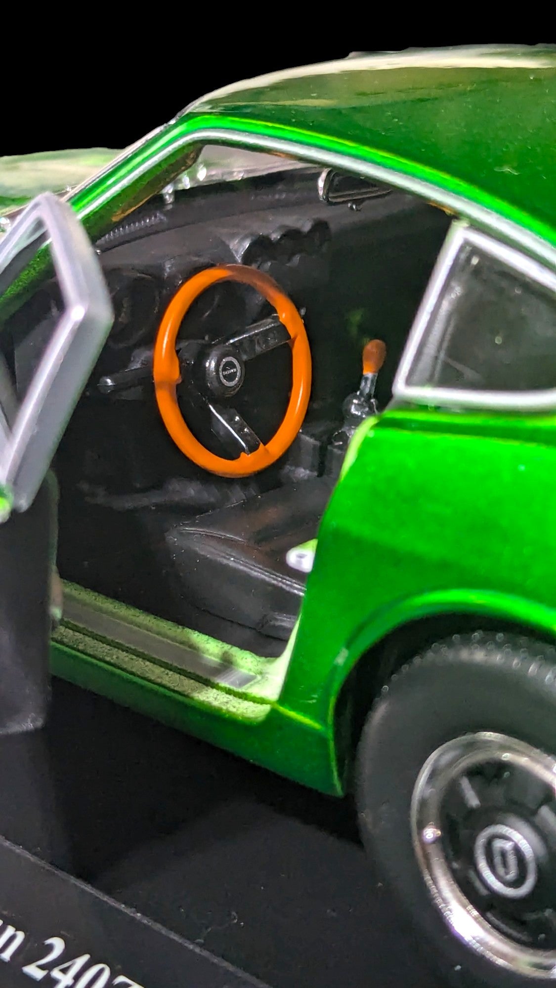 1:18 Maisto - Datsun 240Z candy green (BRAND NEW) 1/18