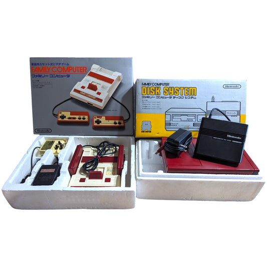 UNIDAD FAMICOM + DISCO FAMICOM (EN CAJA, NUEVA, CON CORREA REPARADA) NINTENDO (SOLO Edición JAPONESA)