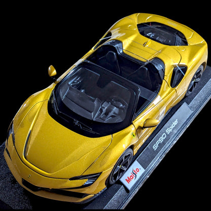 Maisto - Ferrari SF90 Spider Oro (NUEVO) 1:18
