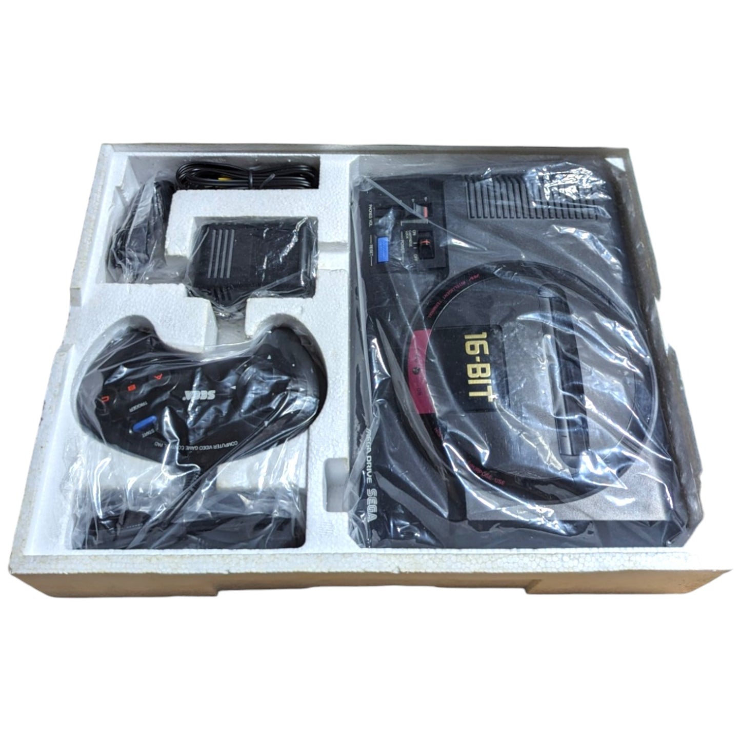 SEGA Megadrive HAA-2510 with 2 controllers (Boxed) - Japanese NTSC