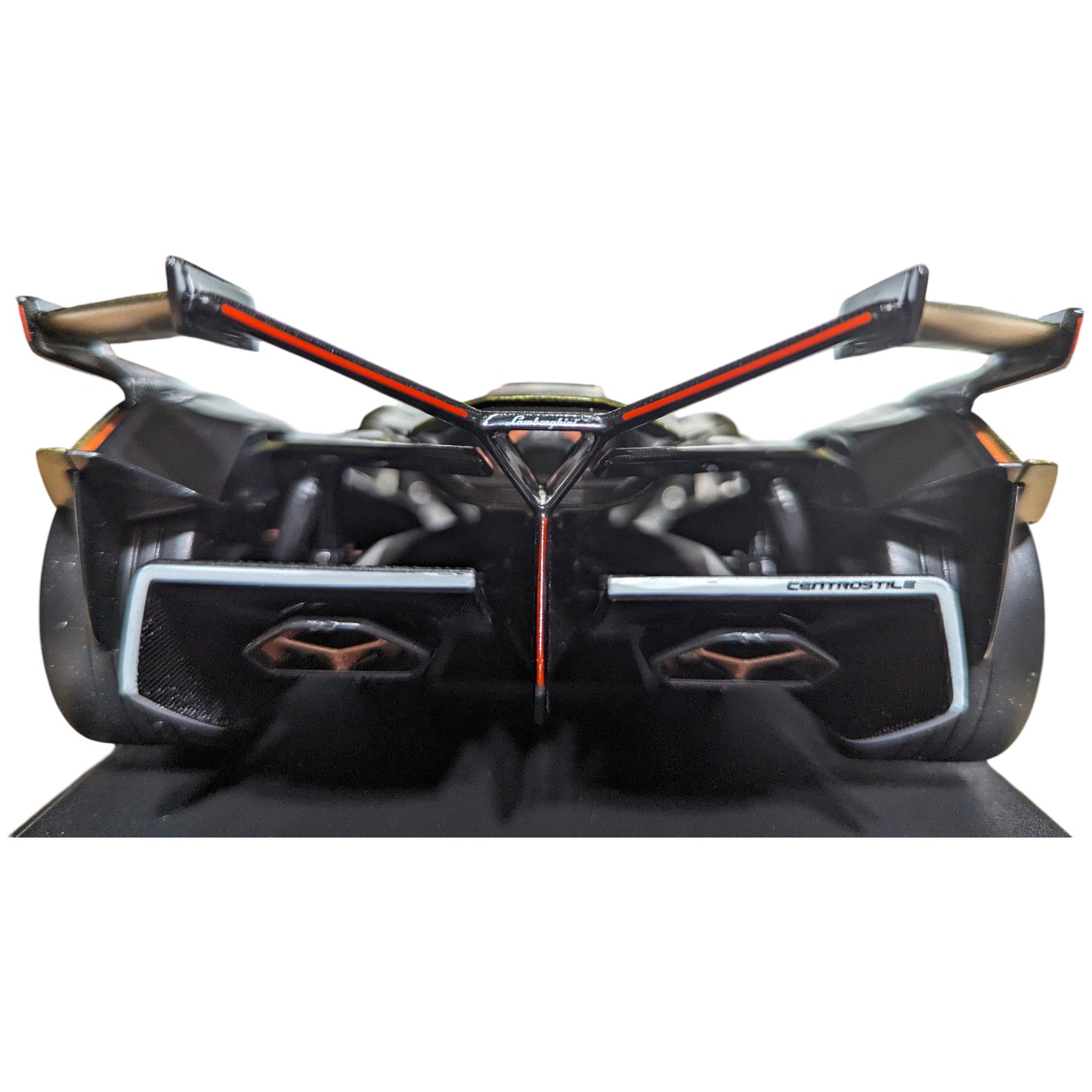 1:18 Maisto - Lamborghini v12 Vision Gran Turimo Gold-Black (BRAND NEW) 1/18