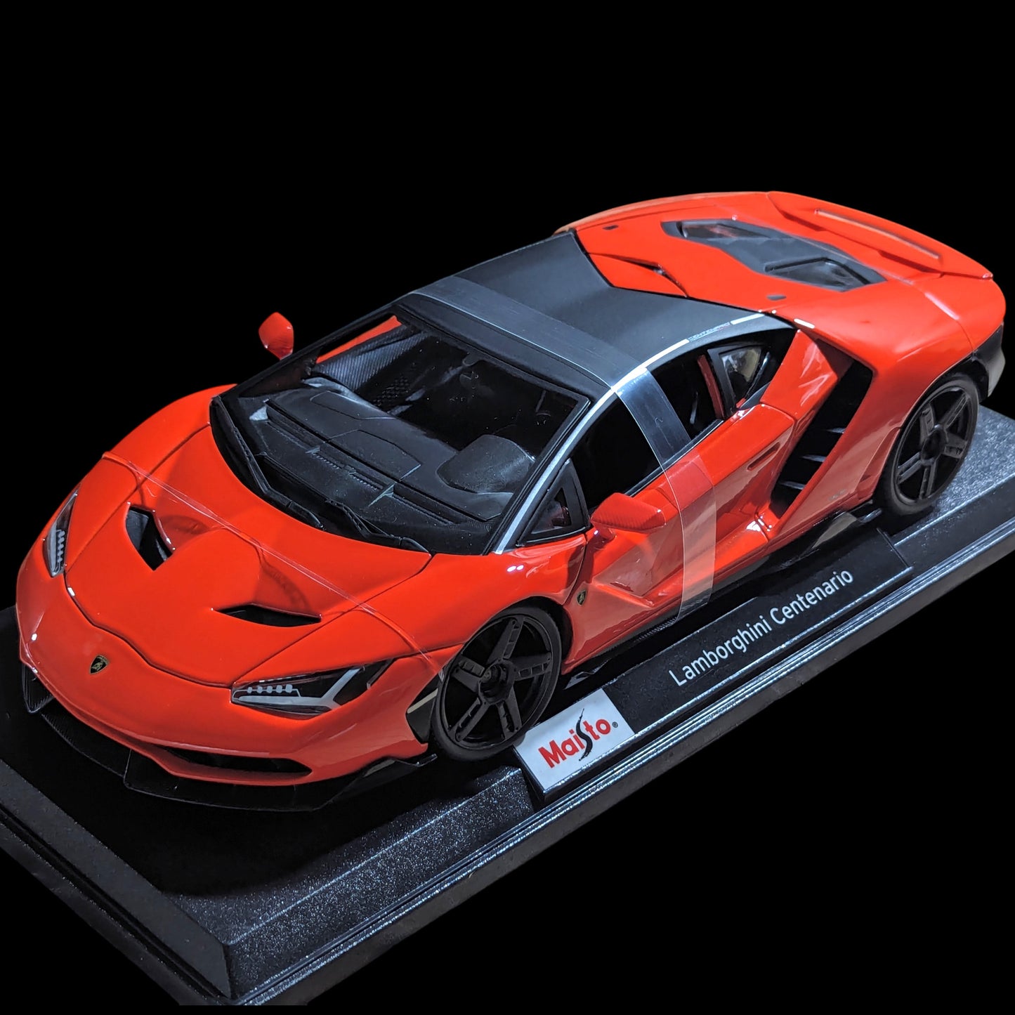 1:18 Maisto - Lamborghini Centenario Naranja Neón (NUEVO) 1/18