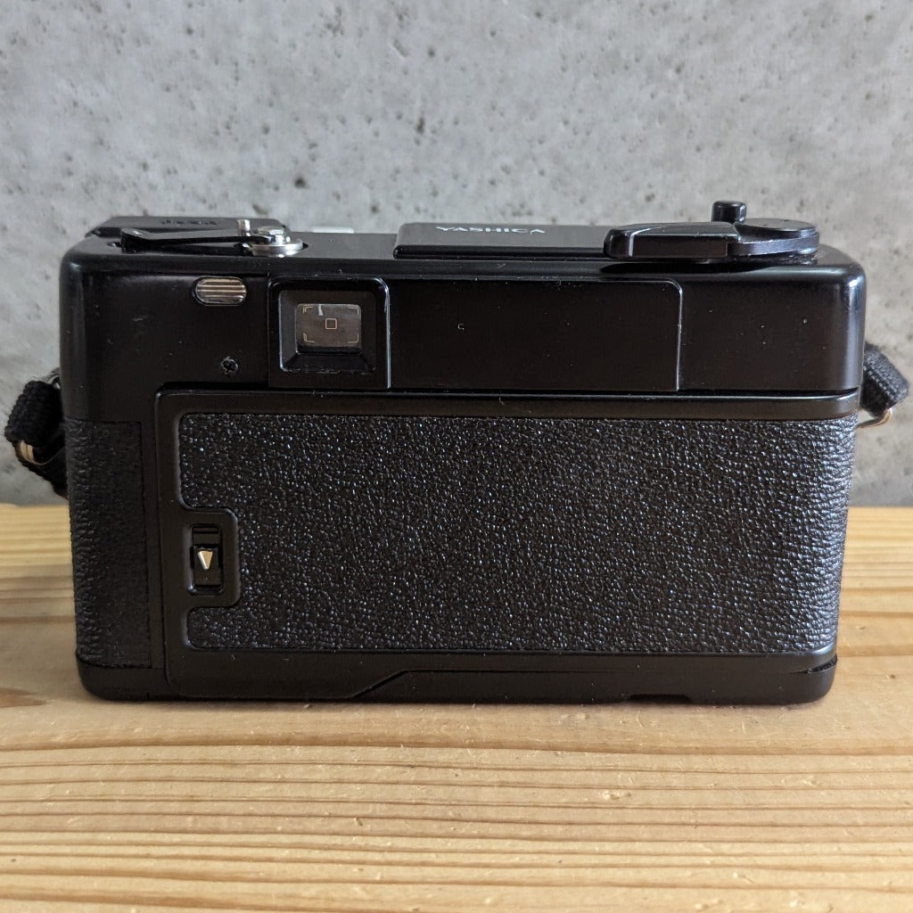 Yashica Auto Focus rear view showing closed film door and viewfinder window