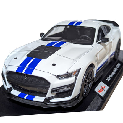 Maisto - Mustang Shelby GT500 2020 - Franja blanca (NUEVO) 1:18