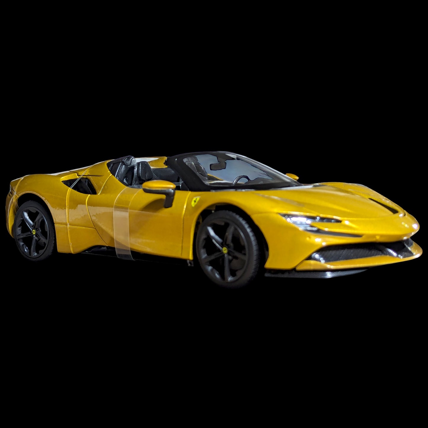 Maisto - Ferrari SF90 Spider Oro (NUEVO) 1:18