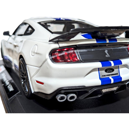 Maisto - Mustang Shelby GT500 2020 - Franja blanca (NUEVO) 1:18