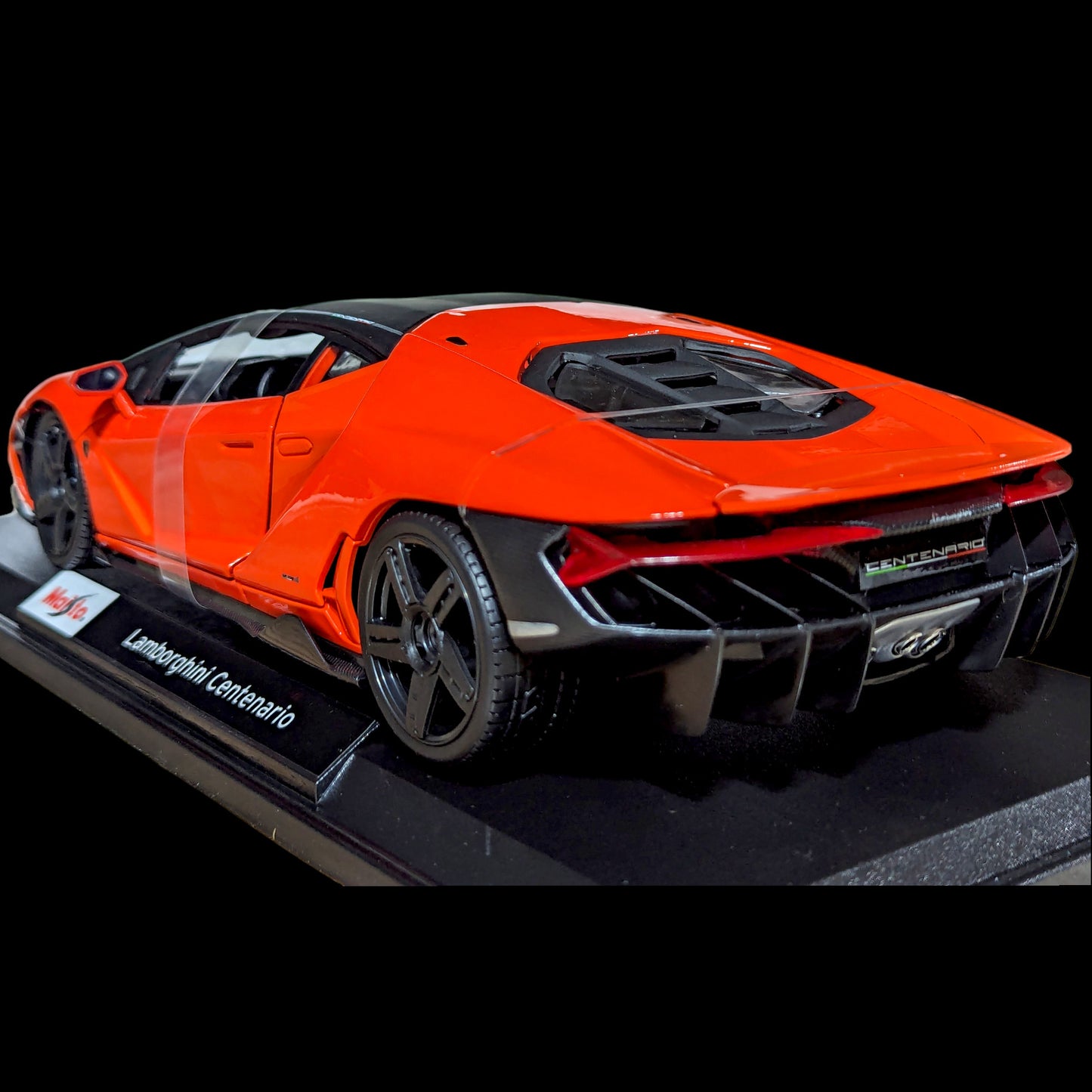 1:18 Maisto - Lamborghini Centenario Naranja Neón (NUEVO) 1/18