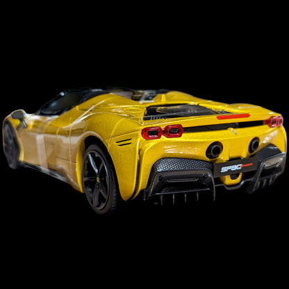 Maisto - Ferrari SF90 Spider Oro (NUEVO) 1:18
