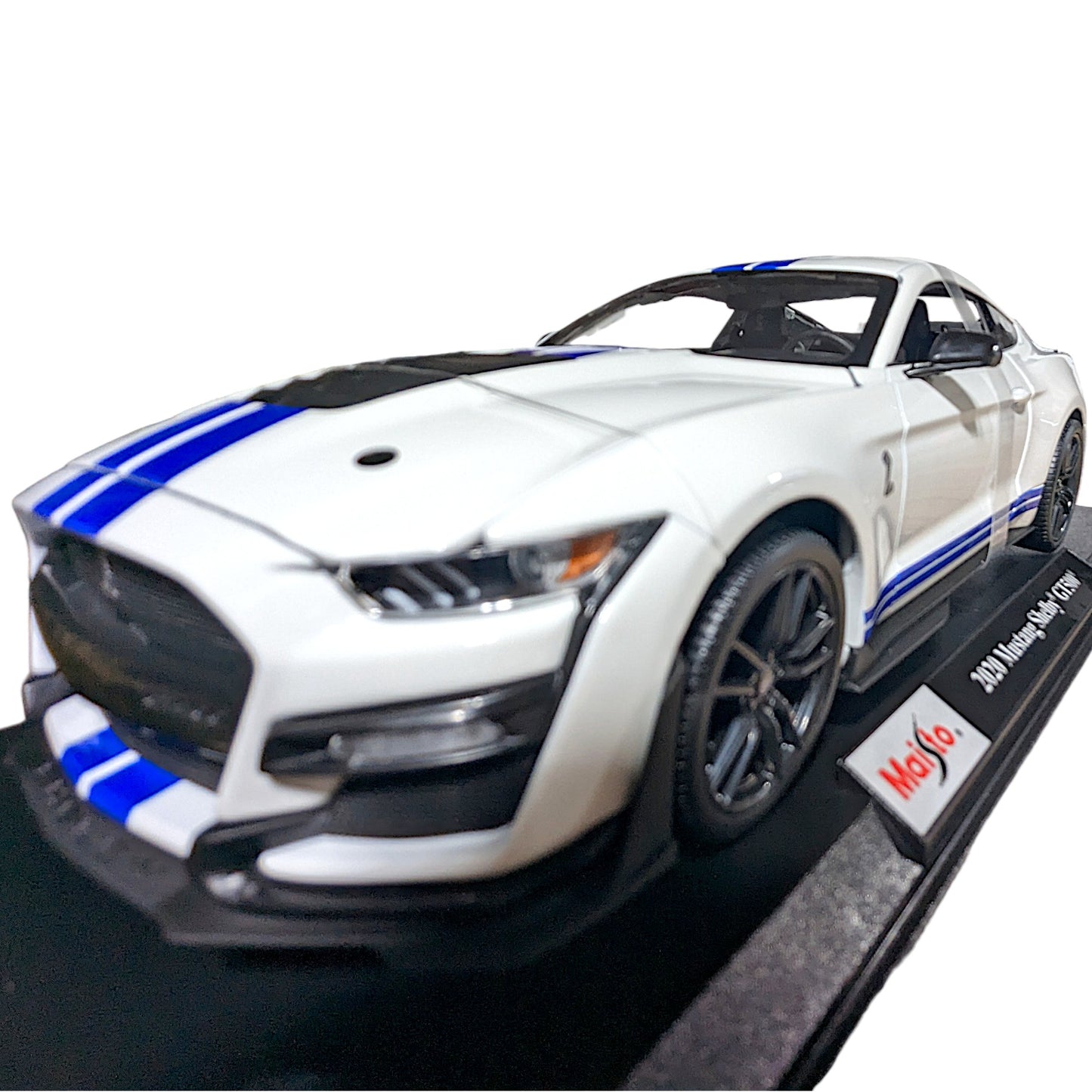 Maisto - Mustang Shelby GT500 2020 - Franja blanca (NUEVO) 1:18