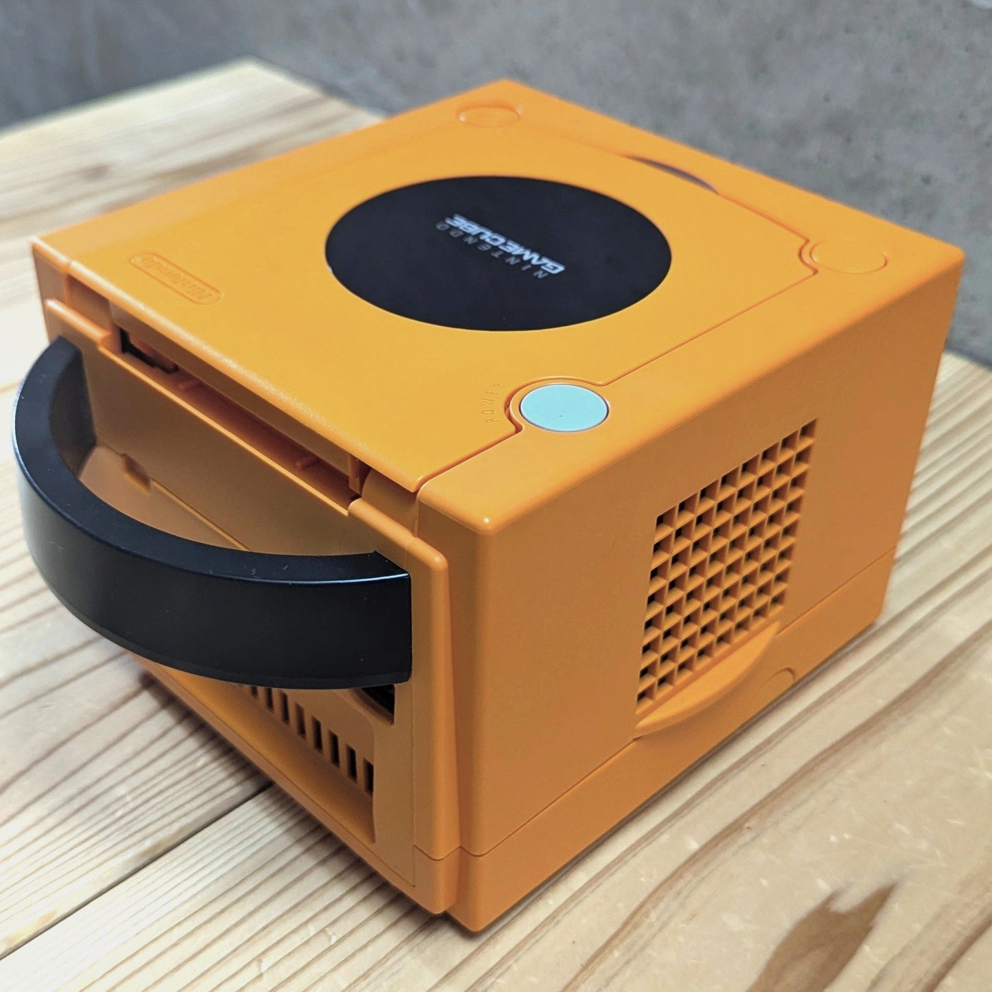 GC DOL-001 Orange (BOXED-Serial Match DJH10483887)  - Nintendo Gamecube JAPAN