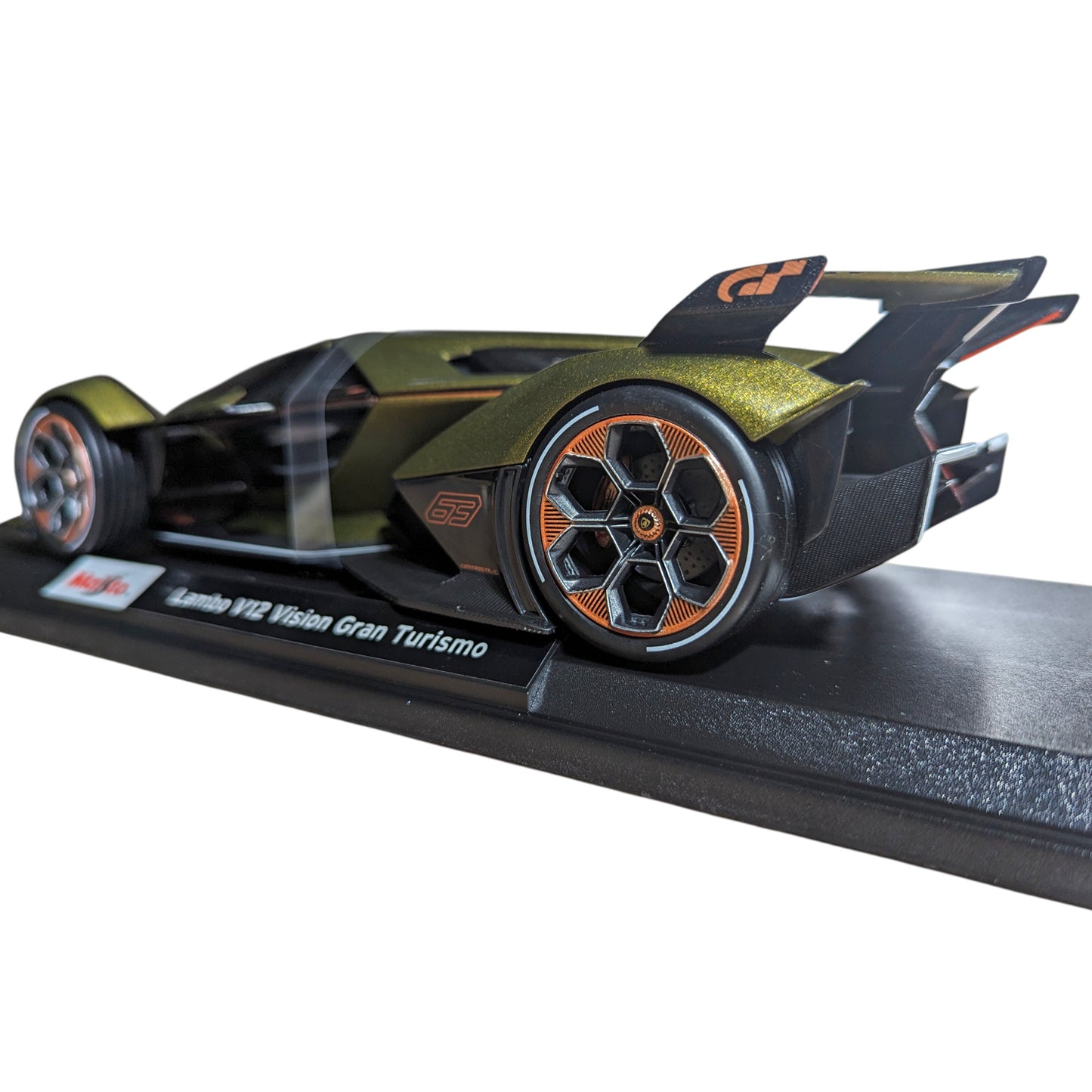 1:18 Maisto - Lamborghini v12 Vision Gran Turimo Gold-Black (BRAND NEW) 1/18