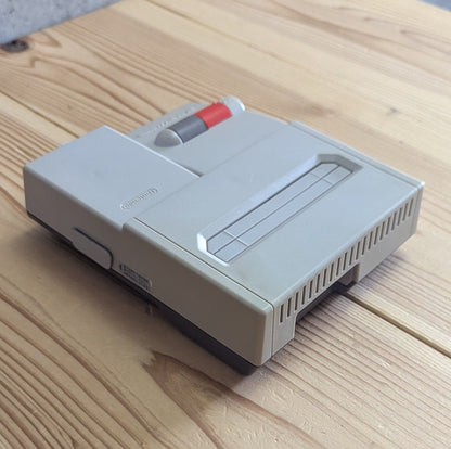 AV FAMICOM HVC-101 HM10392579 (Latest Ver) FC/NES Nintendo Japan NTSC-J Edition