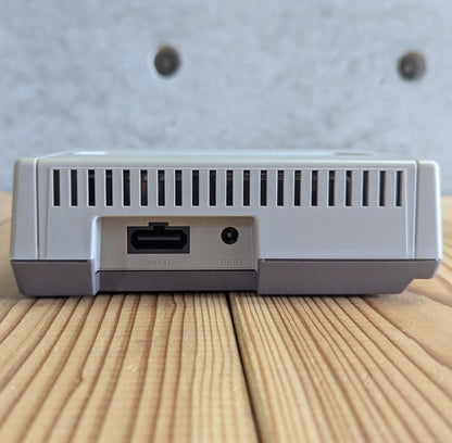 AV FAMICOM / HVC-101 (última versión) – Nintendo (NTCS-J) JAPÓN