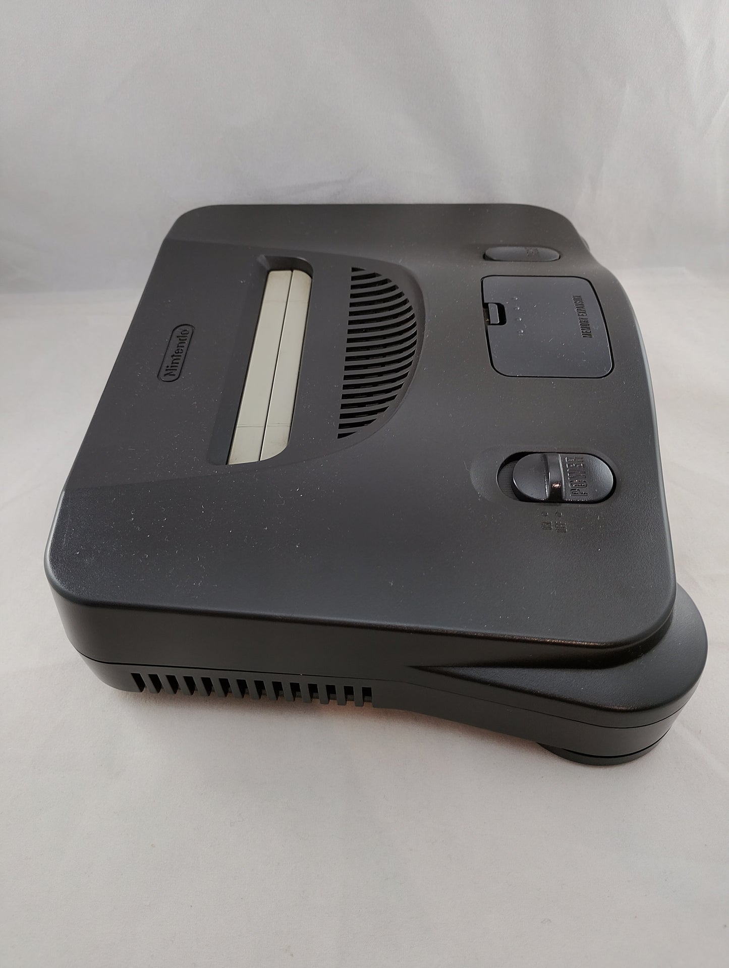 N64 – NUS-001 BLACK - SINGLE UNIT with JUMPER PAK/AC/AV - Nintendo NTSC-J (JAPAN)