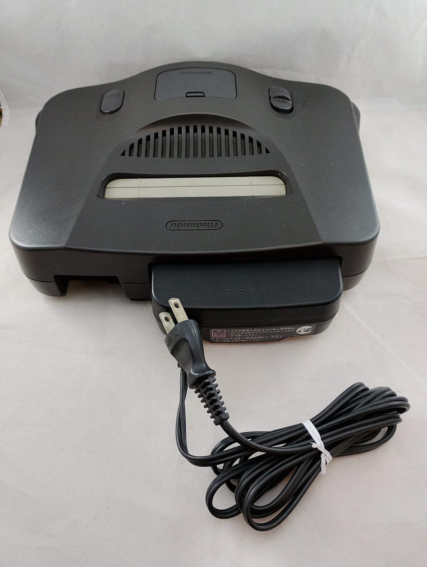 N64 – NUS-001 BLACK - SINGLE UNIT with JUMPER PAK/AC/AV - Nintendo NTSC-J (JAPAN)