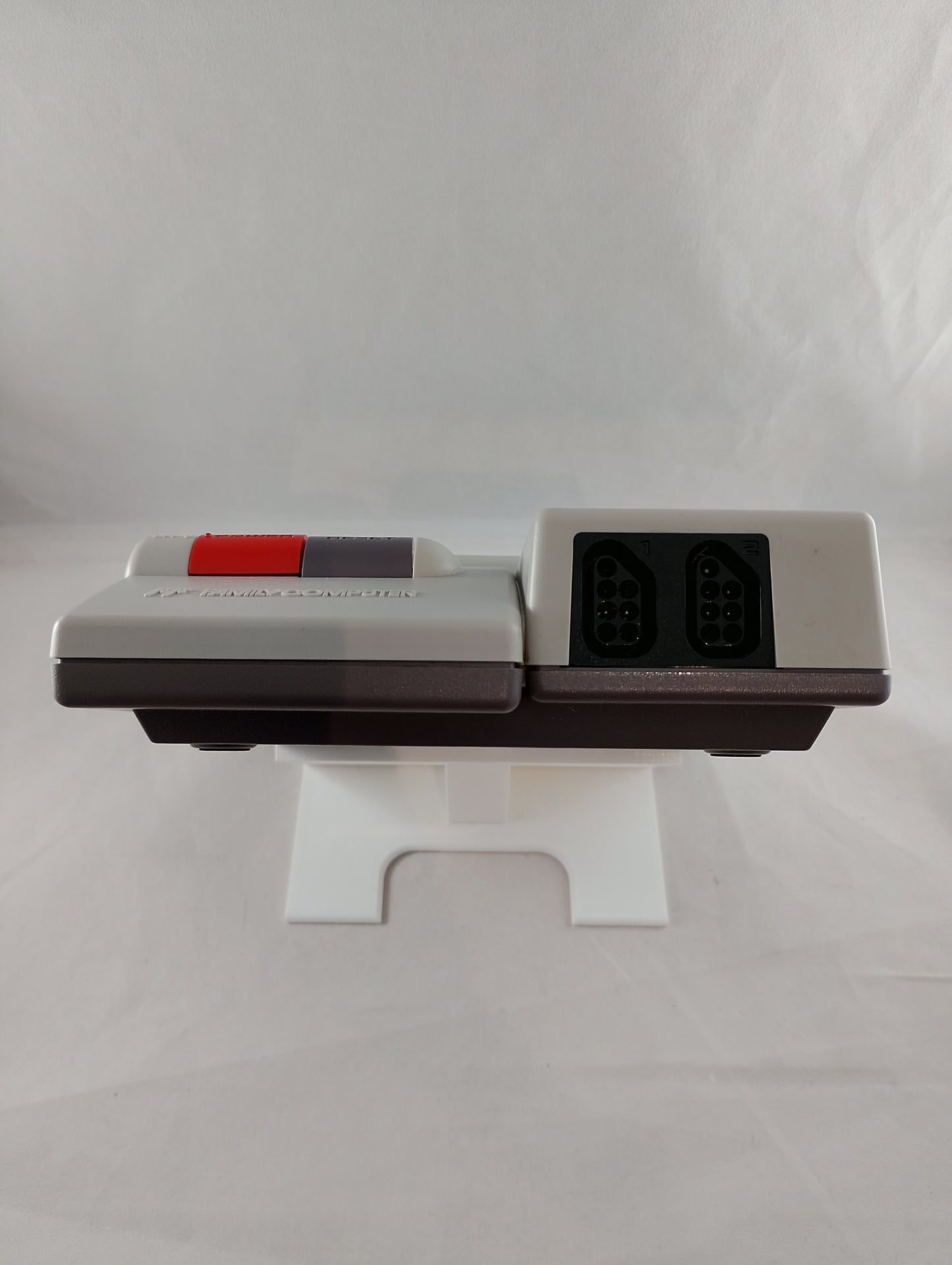 AV FAMICOM / HVC-101 (dernière version) – Nintendo (NTCS-J) JAPON