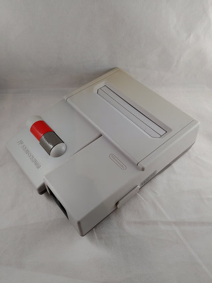 AV FAMICOM HVC-101 HN10672373 (Latest Ver) FC/NES Nintendo Japan NTSC-J Edition (Copia)