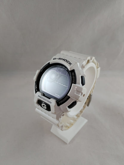 Casio G-Shock GW-8900A-7JF - Tough Solar & Multiband 6 - White/Black Negative Display - JDM Selection