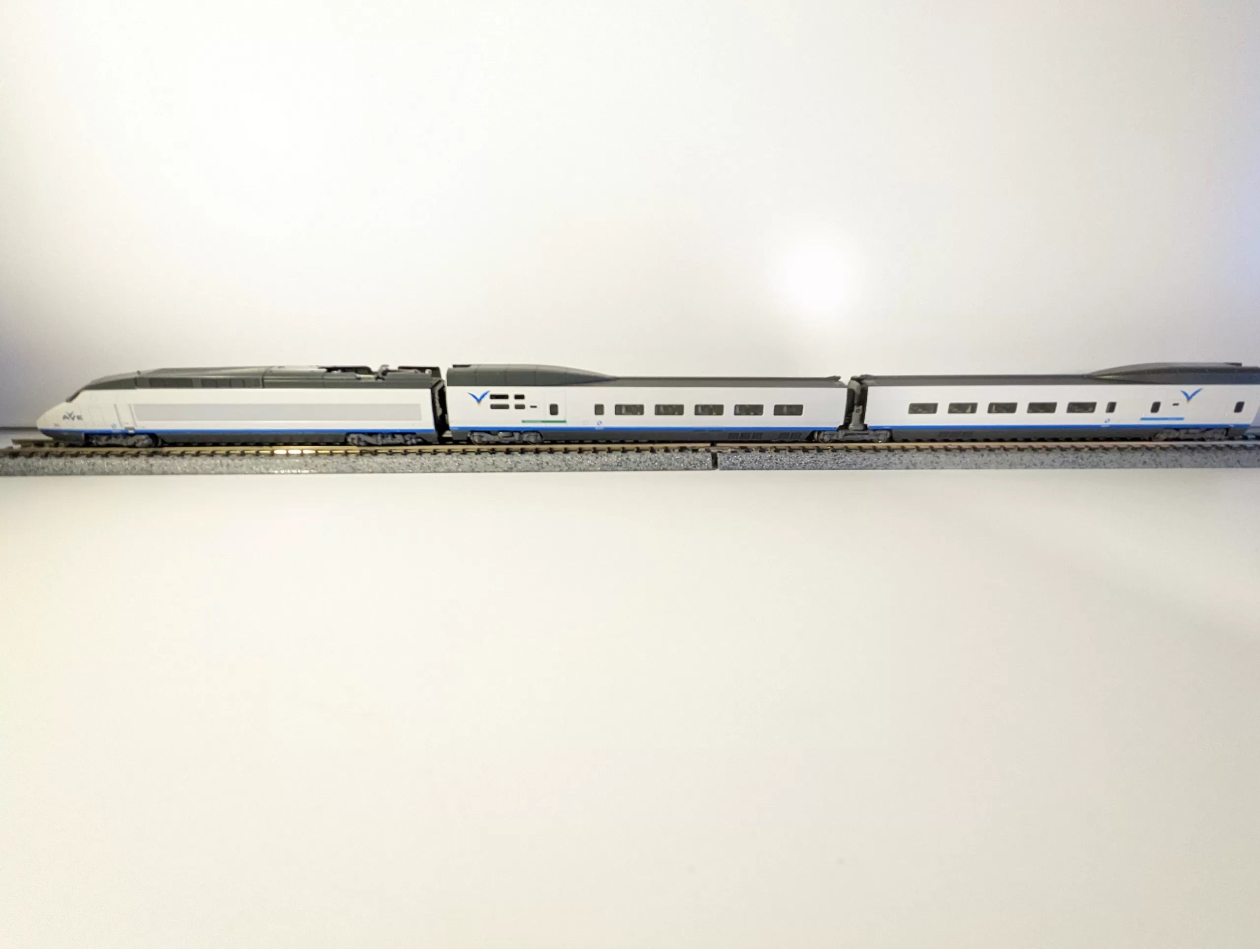 KATO k10719-1. AVE Serie 100 - AVE 0 10량 세트 4-part