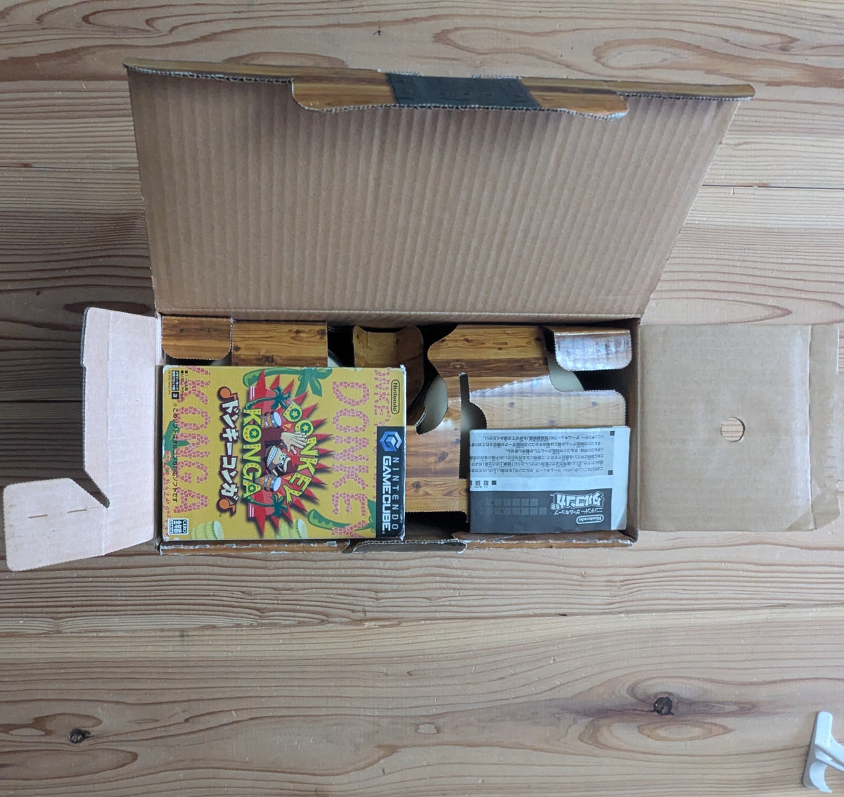 GC- Donkey Konga + Tarukonga Bongos Controller Big Box Set (CIB) + Original Game [Tested / Working]