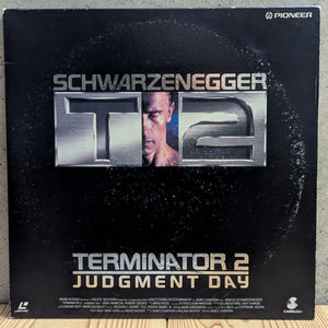 Terminator 2: Judgment Day - Arnold Schwarzenegger LaserDisc - Box & Packaging Front View | QUEDEJAPON