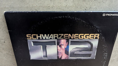 Terminator 2 Judgment Day Japanese LaserDisc Cover Detail Arnold Schwarzenegger T2 Logo
