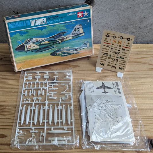 1/100 Tamiya Grumman A-6A Intruder Model Kit Sealed Bags Decals Manual Box Overview