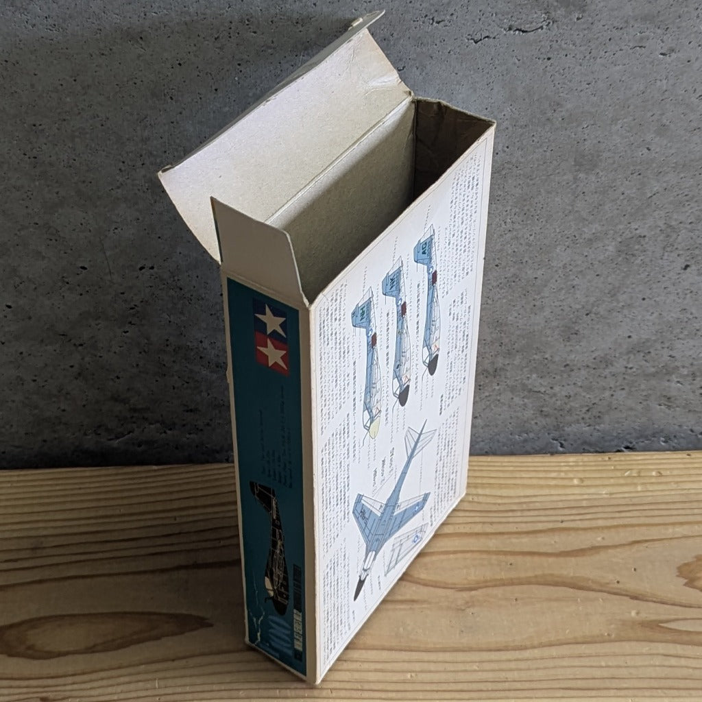 Tamiya A-6A Intruder Open Packaging Box Clean Interior