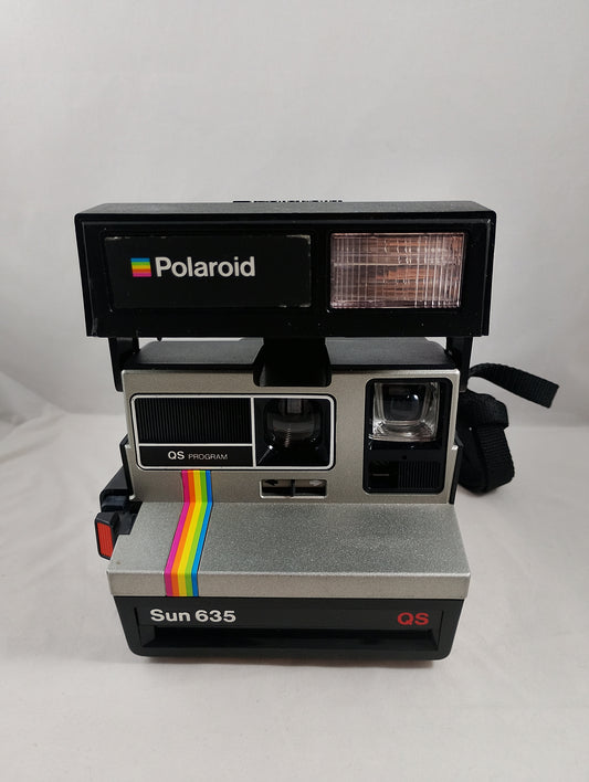 Polaroid 600 - Instant Camera - Polaroid