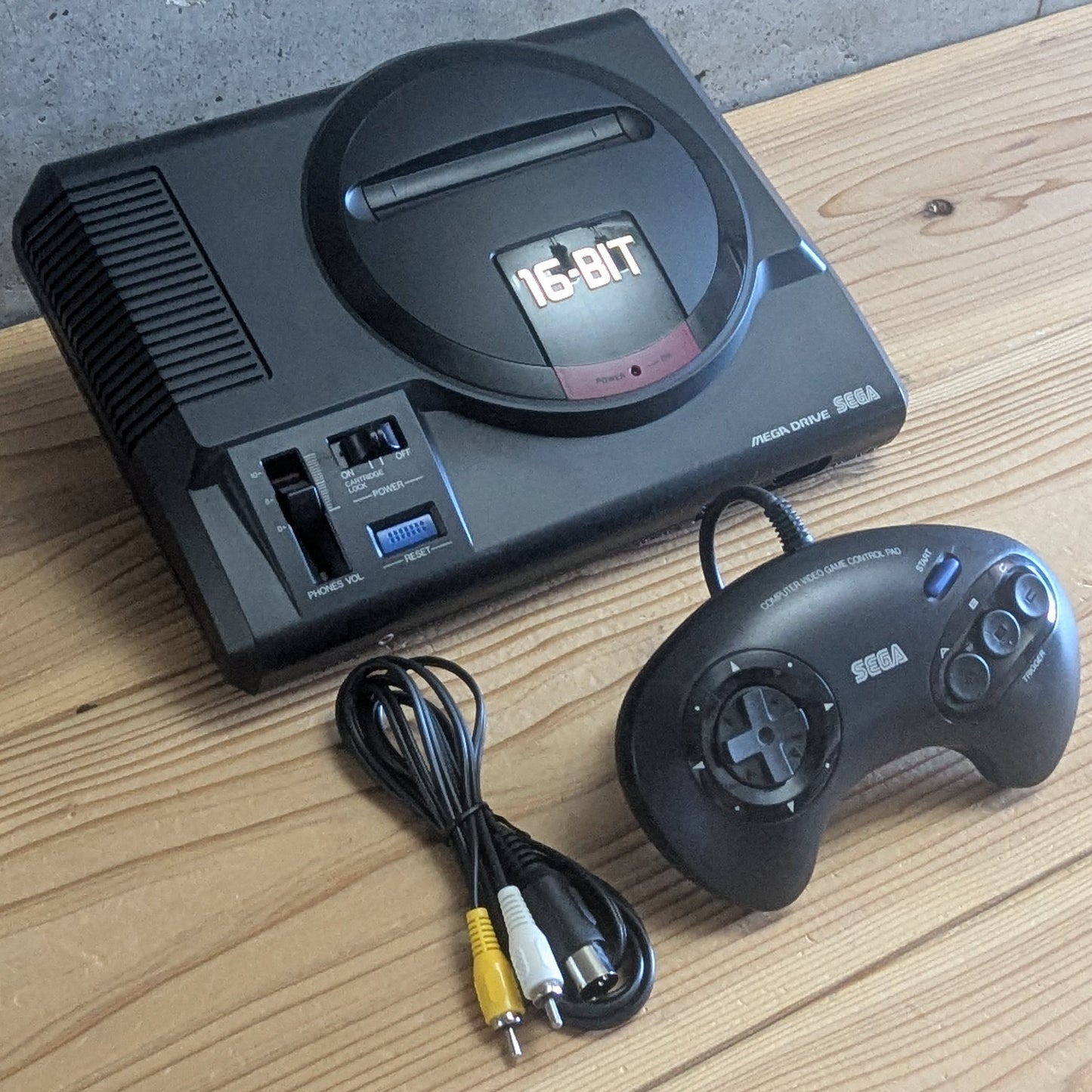 Mega Drive - Sega High Quality Computer Video Game 16-Bit - SEGA (JAPAN Import)
