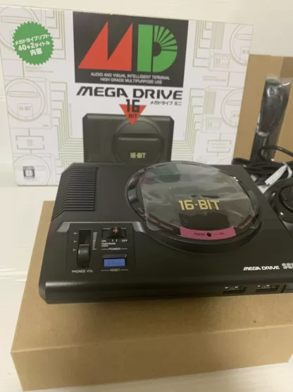 SEGA Mega Drive Mini - 42 Integrated GAMES - USED, LIKE NEW - Imagen 5